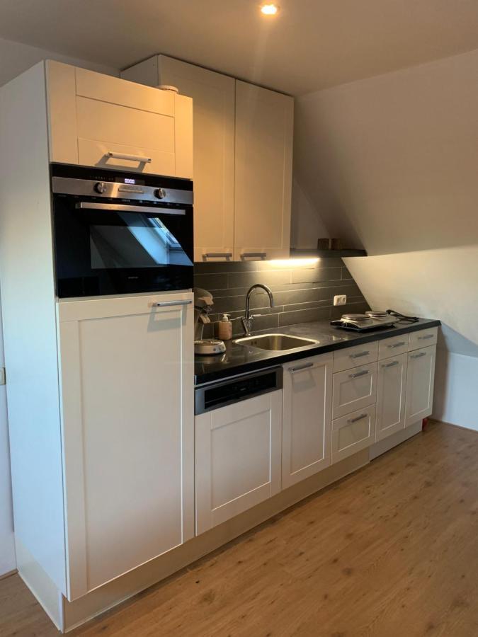 De Oude Hooizolder Apartment Ulrum ภายนอก รูปภาพ